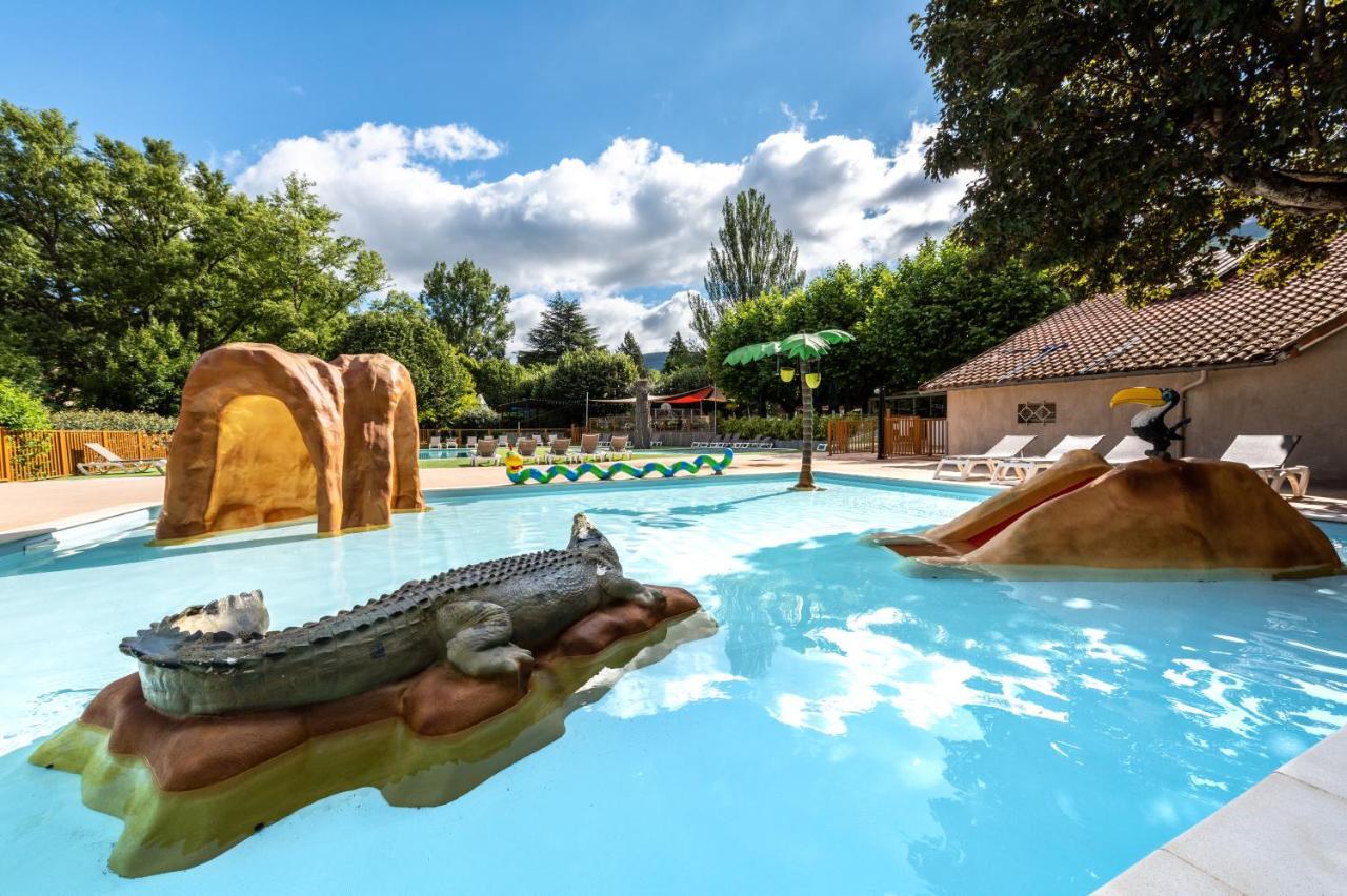 Camping Maeva Escapades Millau Plage מראה חיצוני תמונה